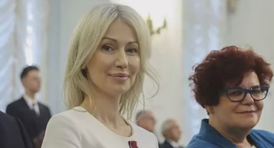 Końcówka kadencji Andrzeja Dudy obrodziła w ordery dla prawicowych dziennikarzy