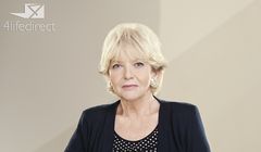 Stanisława Ryster w reklamie 4Life Direct czyta pytania jak w „Wielkiej grze” (wideo)