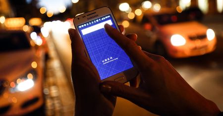 Uber z rezerwacjami na godziny i wysyłaniem przesyłek. Wchodzą liczne zmiany