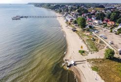 Złota polska jesień nad Bałtykiem. Piękny poniedziałek na wybrzeżu