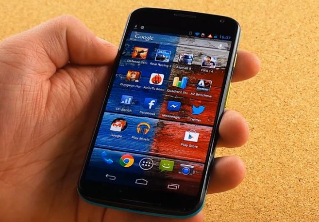 Zróbmy sobie świąteczny prezent (7 telefonów pod choinkę w rozsądnej cenie) 7