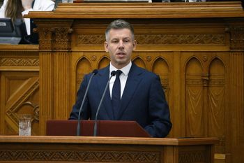 Wypadek polskiego autokaru na Węgrzech. Magyar złożył kondolencje