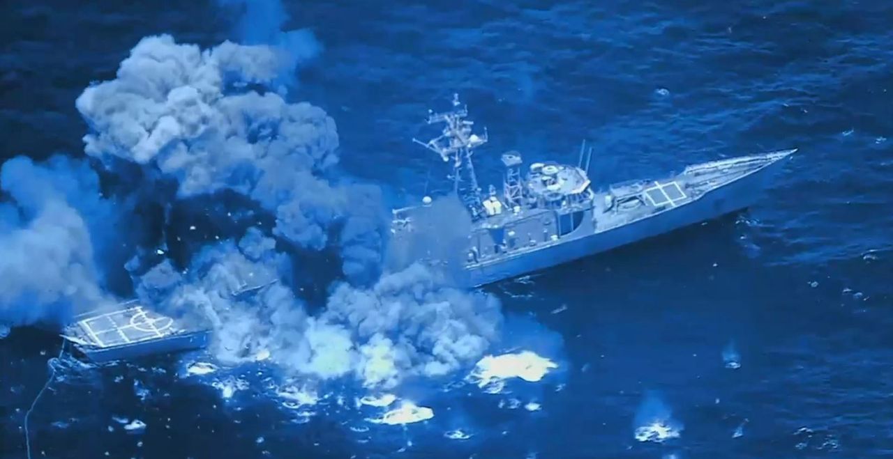 USA zatopiły własny okręt. Pokazano spektakularne nagranie
