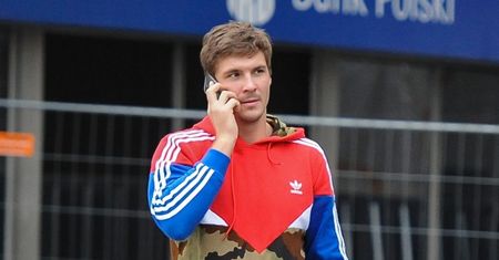 Roznerski miał wypadek. "Wyszedł bez szwanku, ale bardzo się przestraszył"