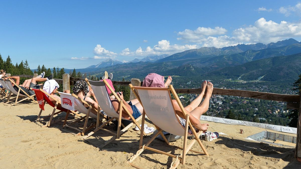 Zakopane, Tatry, Gubałówka, plaża na szczycie Gubałówki