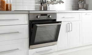 Szuflada pod piekarnikiem ma ważną funkcję. Niewielu o niej słyszało