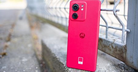 Motorola Edge 40. Testowałem, ale przy kumplach go nie wyciągnę