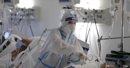Koronawirus. Strach w Europie. Pilne spotkania rządu i Rady Europejskiej