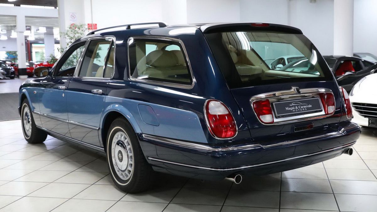 Nie wygląda najpiękniej, ale z pewnością przykuwa uwagę.