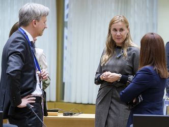 Unijna komisarz ds. energii: "Płacenie w rublach za pośrednictwem mechanizmu konwersji jest naruszeniem sankcji"