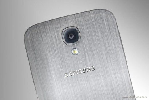 Samsung pracuje nad linią Galaxy F? Mamy oczekiwać mocnej specyfikacji i wyszukanego wzornictwa 1