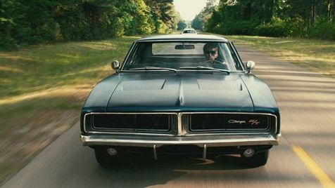 Cztery koła i ryk silnika. American Muscle Cars w filmie [przegląd] 1