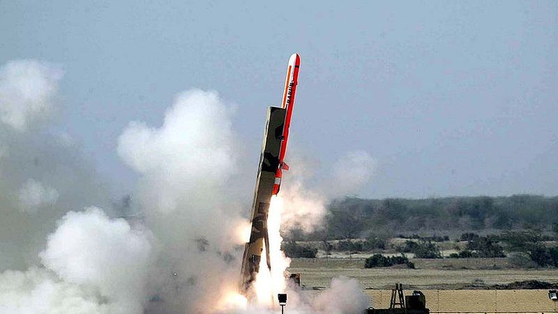 Udana pakistańska próba rakietowa, chiński ślad, indyjski kłopot plus niezasłonięta prezenterka muzułmańskiej TV 1