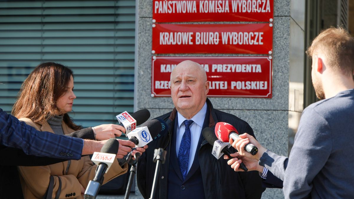  Przewodniczący Państwowej Komisji Wyborczej Sylwester Marciniak