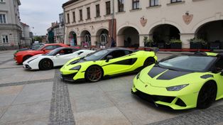 Kielce: Najsztbsze auta świata na Rynku. Można się nimi przejechać