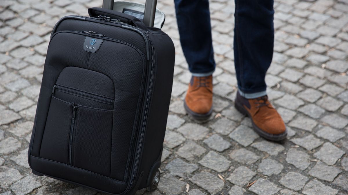 Tenba Roadie II Hybrid - test uniwersalnej walizki dla fotografów 1
