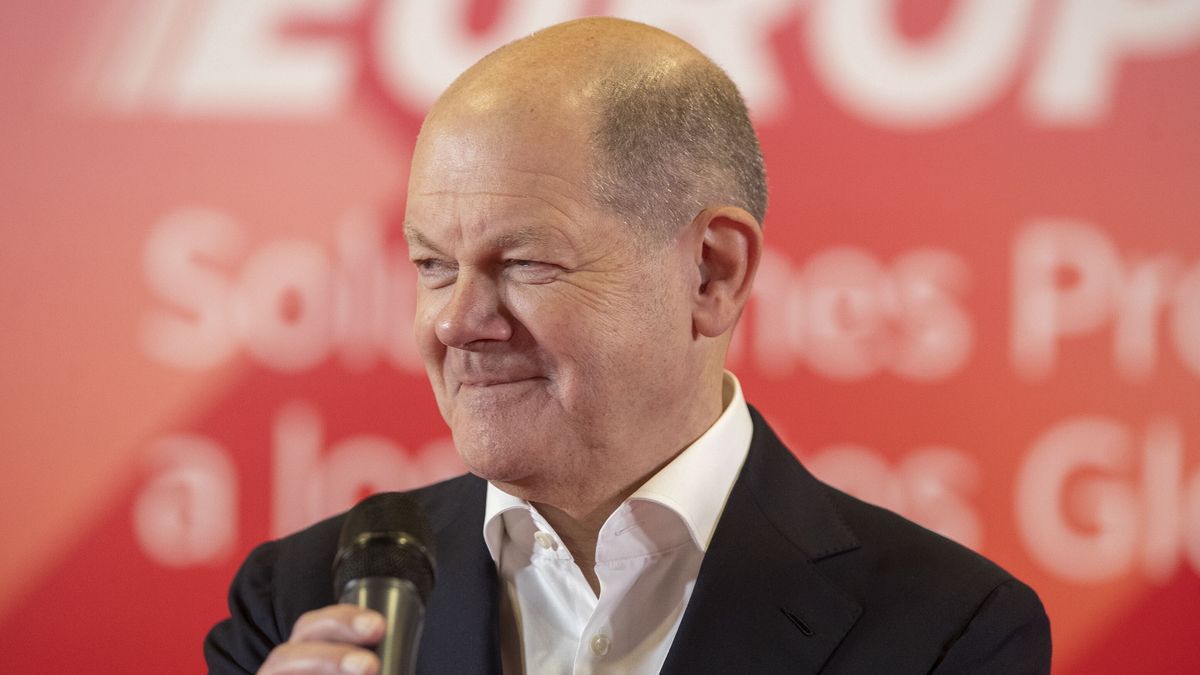 German Chancellor Olaf Scholz speaks during the European Socialist Party congress in Malaga, Spain, 11 November 2023. EPA/Jorge Zapata Dostawca: PAP/EPA.