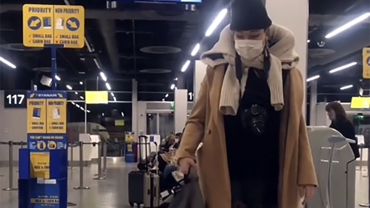 Kristen Black zaprezentowała lifehack na pakowanie do samolotu