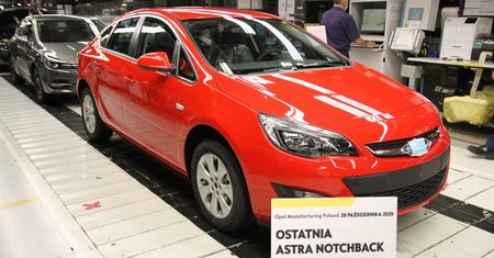 Gliwice. Z taśm fabryki Opla zjechała ostatnia astra sedan