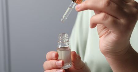 Olejek cytrynowy – właściwości zdrowotne, zastosowanie i przeciwwskazania