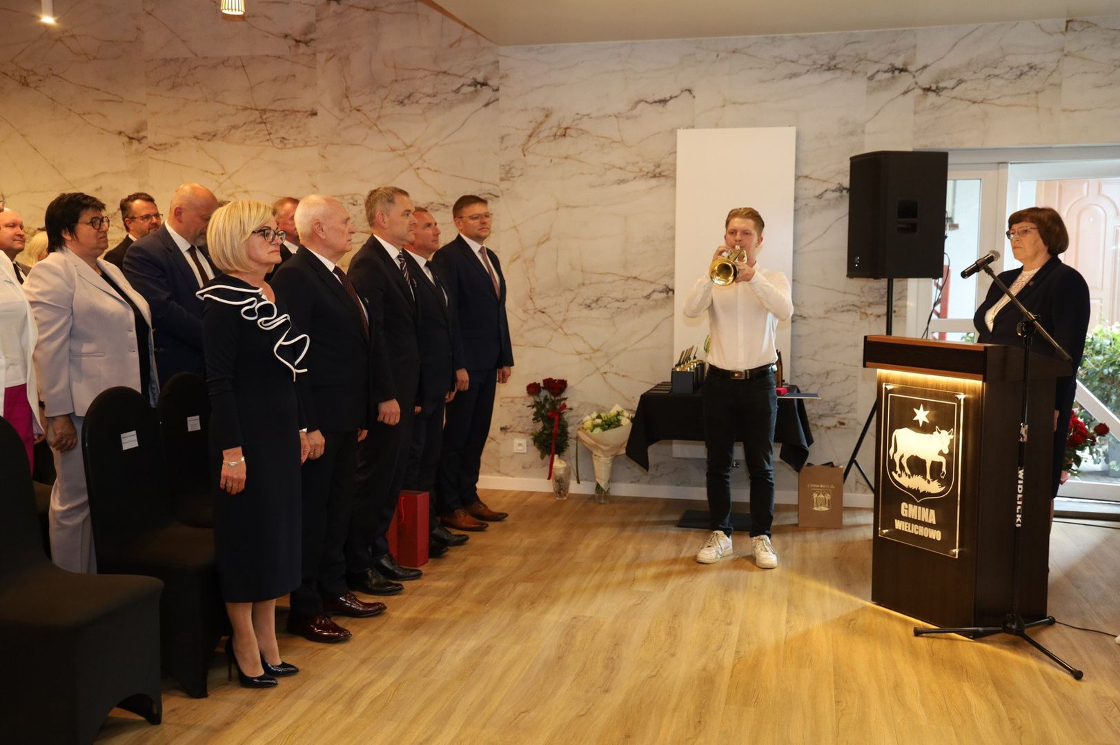 35-lecie samorządu. Uroczysta sesja Rady Miejskiej w Wielichowie. Wręczono medale i wyróżnienia