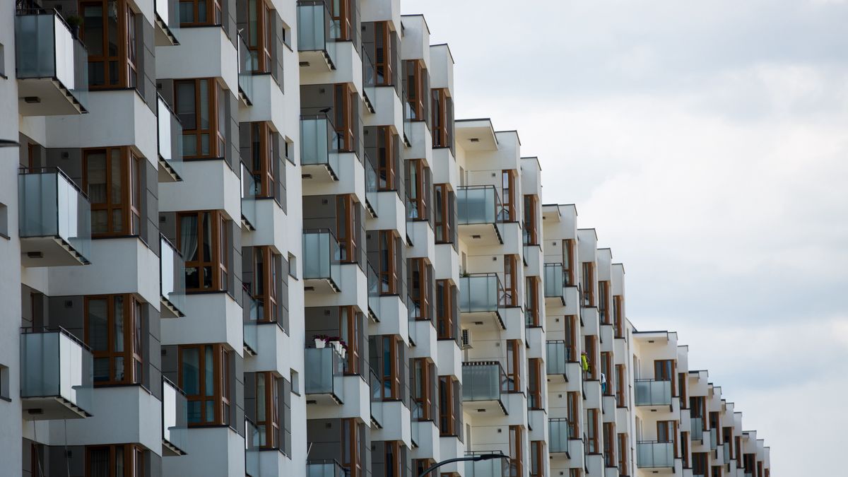 Grupa przestępcza z Torunia odpowie za wyłudzenie 95 nieruchomości o wartości 27 mln zł