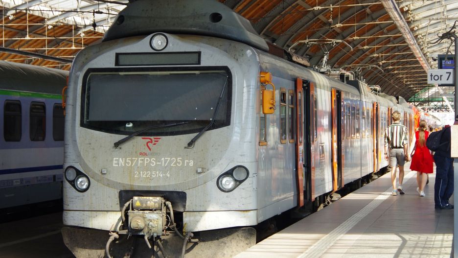 Pociąg, którym dojeżdżają do pracy, nie kursuje od 10 dni