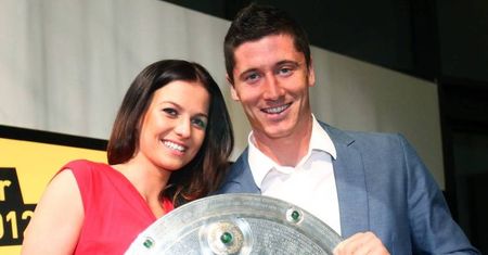 Anna i Robert Lewandowscy na PIERWSZEJ WSPÓLNEJ okładce. Pamiętacie? "Pogromca Realu i mistrzyni karate" (FOTO)