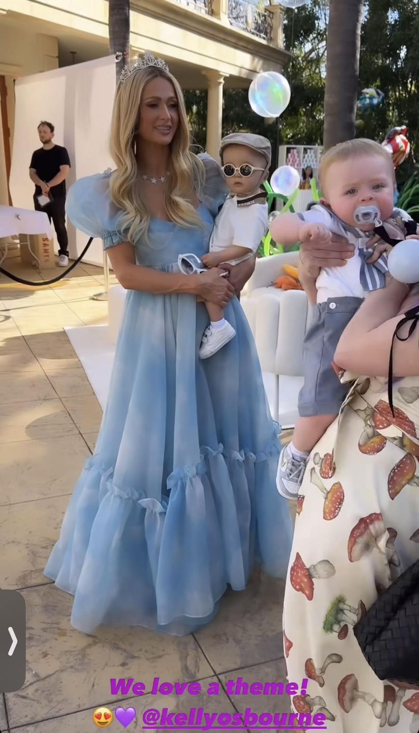 Huczne urodziny synka Paris Hilton