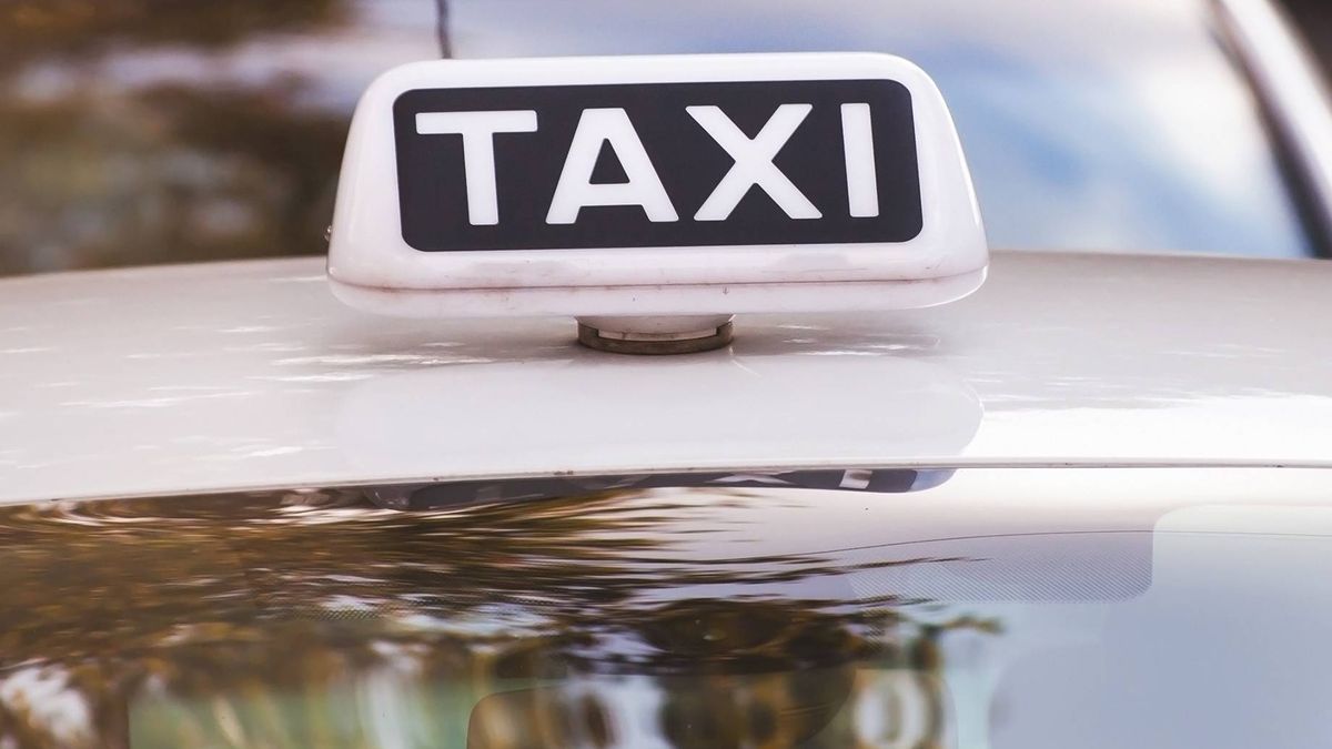 Taxi