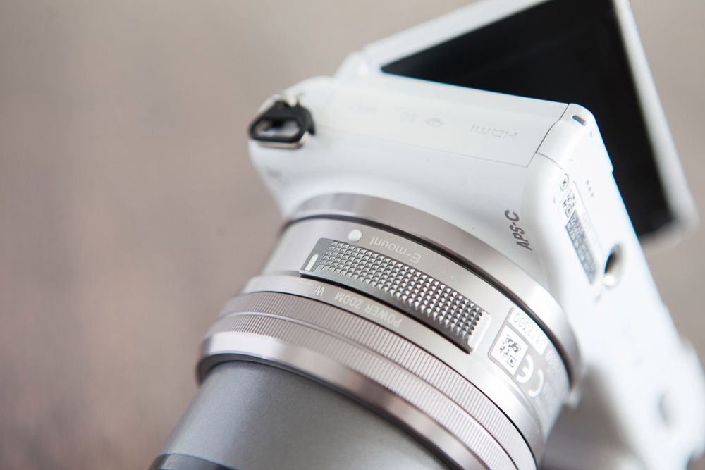 Sony NEX 3N - miniaturowa obudowa, umiarkowane możliwości [test] 7