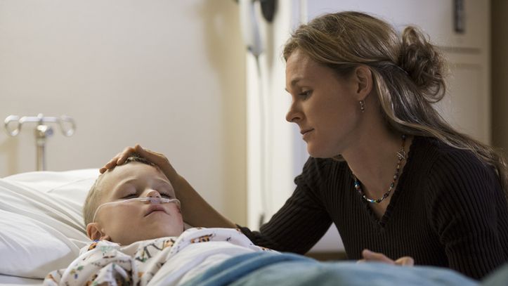 Powoli zabijają własne dzieci, robią to niemal pod okiem lekarzy