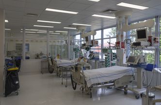 Tąpnięcie na akcjach polskiej spółki. Zmarł pacjent w czasie badań klinicznych