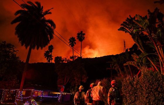 Tragiczne pożary w Kalifornii. W walce pomagają koncerny medialne