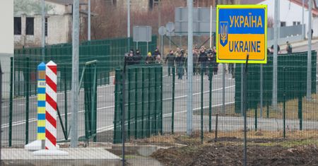 Miliony Ukraińców planują emigrację. Kto odbuduje kraj po wojnie?