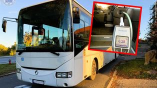 Pijany kierowca autobusu zatrzymany do kontroli. Wiózł 30 pasażerów