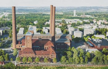 Była elektrociepłownia, będą hotele. Inwestor z pozwoleniem na budowę