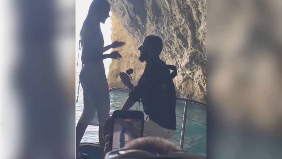 Chciał się oświadczyć. Pudełko z pierścionkiem wpadło do wody.