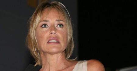 Sharon Stone wspomina PORAŻENIE PIORUNEM: "Przeleciałam przez kuchnię i straciłam przytomność"