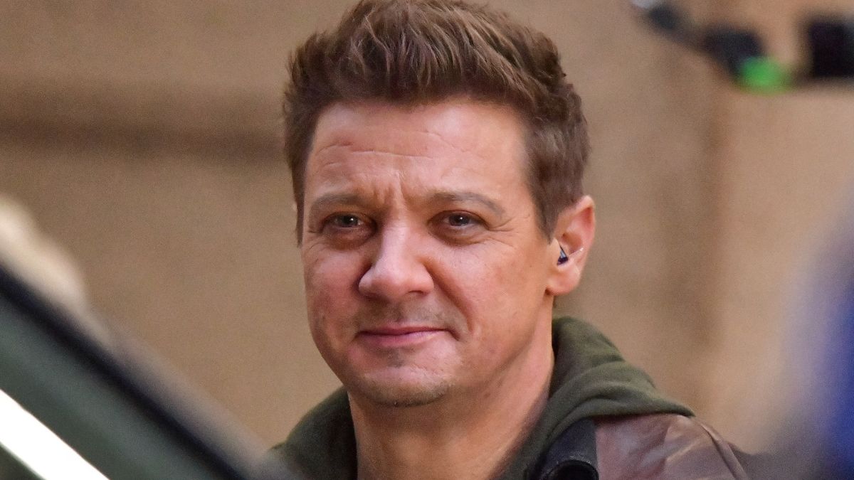 Jeremy Renner przeszedł operację. Rodzina aktora przerwała milczenie