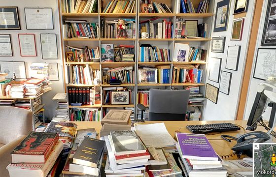 Agora przygotowała wirtualny spacer po redakcji „Gazety Wyborczej” i gabinecie Adama Michnika