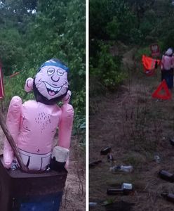 Straż Graniczna interweniuje. Kukła z symbolem RP przy granicy