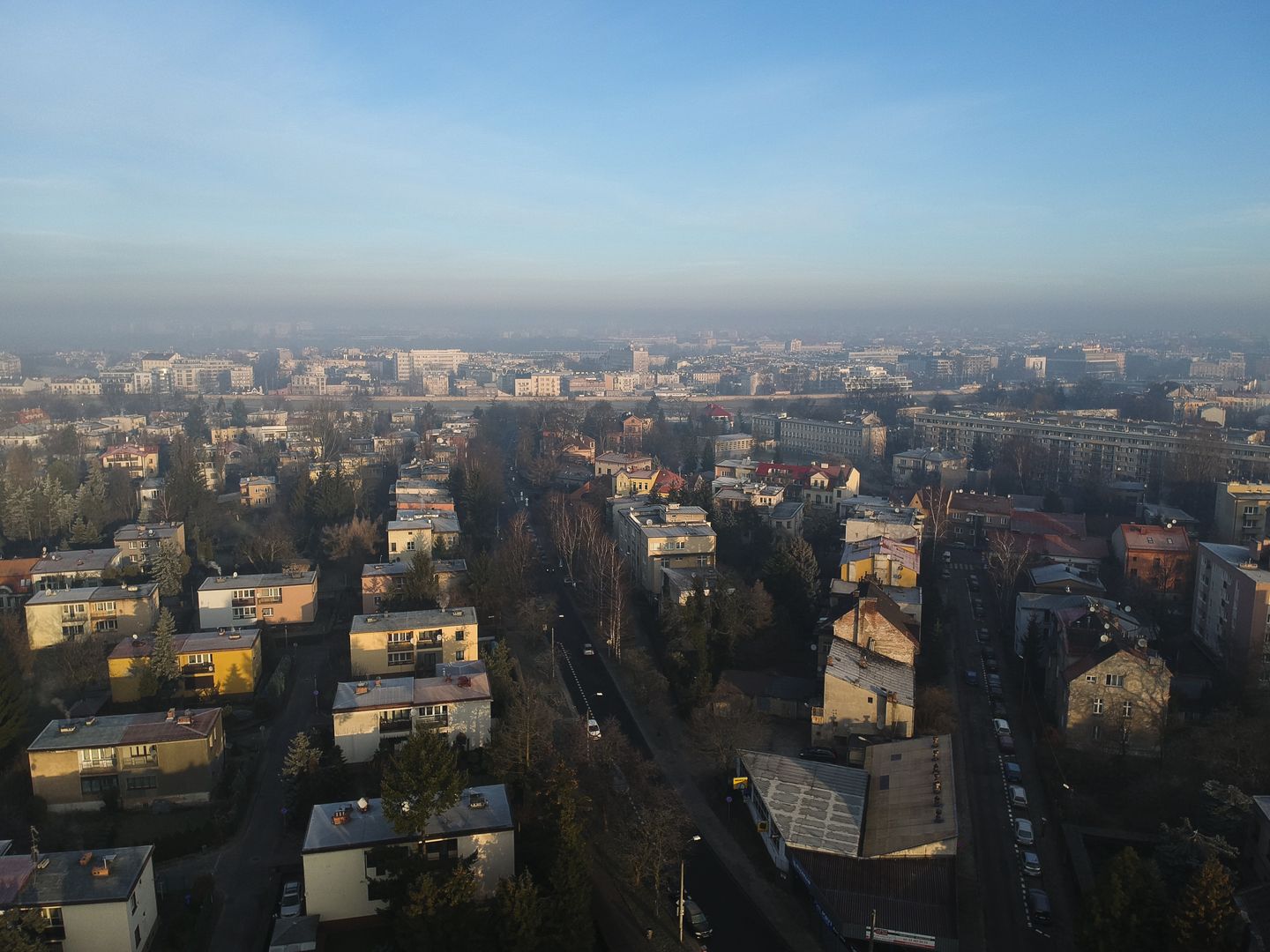 Polskie miasta znowu się duszą. Jest źle