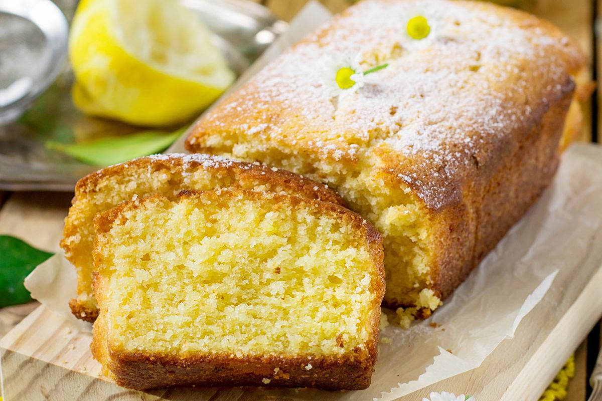 Ciasto cytrynowe z rozmarynem to niebo w gębie