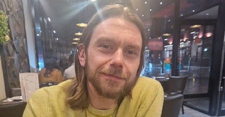 Zaczęło się od bólu pleców. Kilka miesięcy później dowiedział się, że to rak