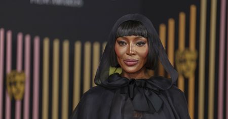 Mroczna Naomi Campbell na BAFTA. Wyglądała zjawiskowo