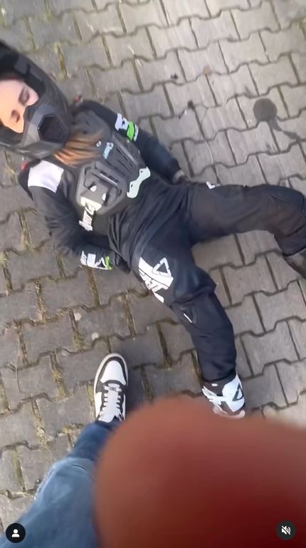 Ewelina Lisowska miała wypadek na motorze