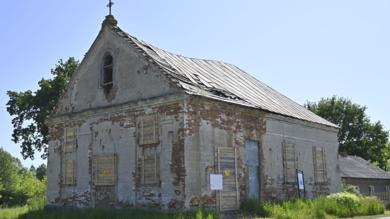 Mazowsze poszerza teren przy menonickim domu modlitwy w Nowym Wymyślu