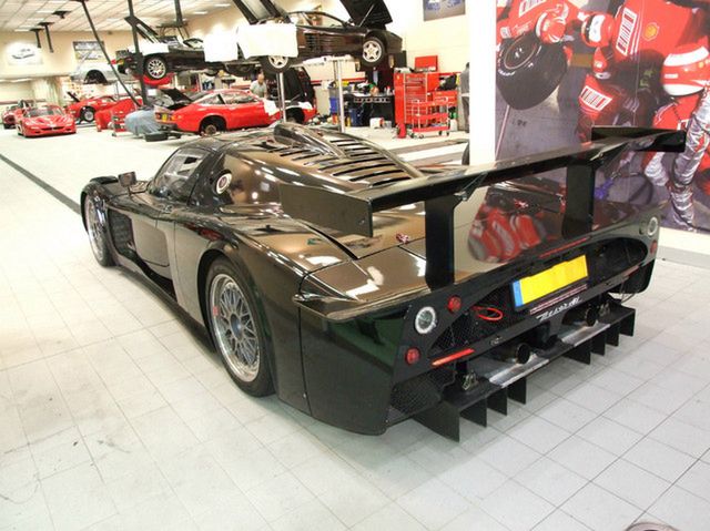 Uliczne Maserati MC12 Corsa #1