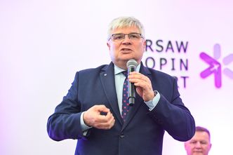 "Prace projektowe nad CPK nie zostały wstrzymane". Maciej Lasek zapewnia